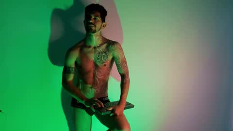 Alejo  online show from February 14, 1:34 am