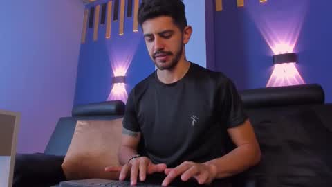 Alejo  online show from October 14, 8:53 pm