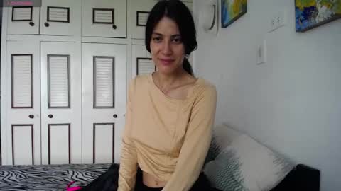 alejaxxxhot online show from November 16, 1:49 pm