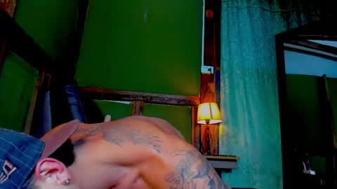 alejo_323__ online show from April 26, 3:04 am