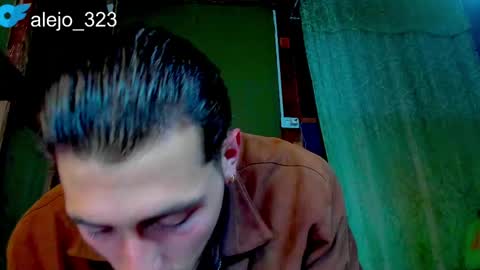 alejo_323__ online show from May 5, 4:20 am