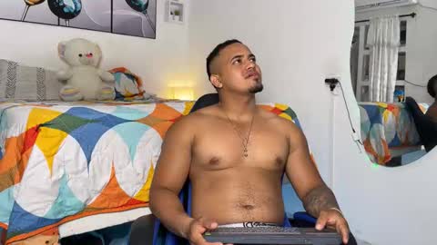 Snapshot of alejo_gero1712 chatting on September 9, 2:44 am Alejo online show from September 9, 2:44 am