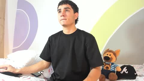 alejo_gray1 online show from October 24, 6:48 pm