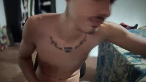 Snapshot of alejoochoa2222 chatting on November 26, 2:34 am alejoochoa2222 online show from November 26, 2:34 am