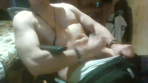 aleksandr7777777 online show from February 9, 6:12 pm