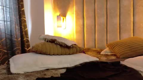 alektra_bryce online show from September 24, 8:34 pm