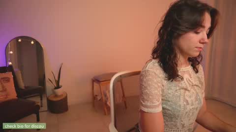 Ale online show from February 10, 11:23 pm