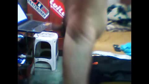 Snapshot of alemaorico chatting on February 13, 2:01 am rico online show from February 13, 2:01 am