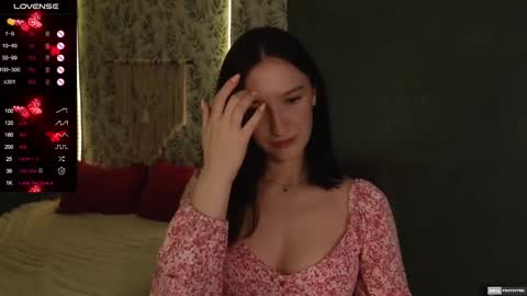 Snapshot of alena_navi chatting on February 28, 9:33 pm Alena online show from February 28, 9:33 pm