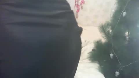 Luly online show from December 5, 11:51 pm