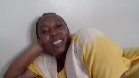 Noreen Kennth and Emilly online show from February 20, 7:03 pm