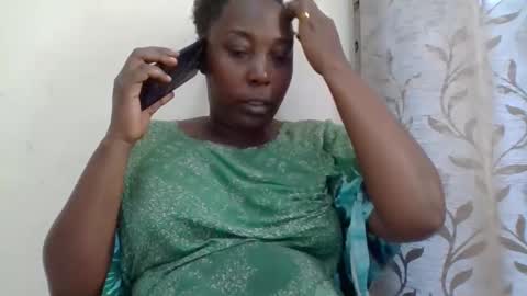 Noreen Kennth and Emilly online show from May 4, 7:04 am