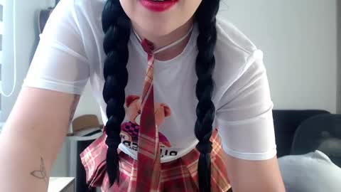 Aleska online show from October 22, 2:17 pm