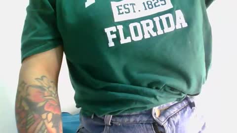 QUEEN OFF MILk  IM BACK  15 NOV online show from February 24, 9:02 pm