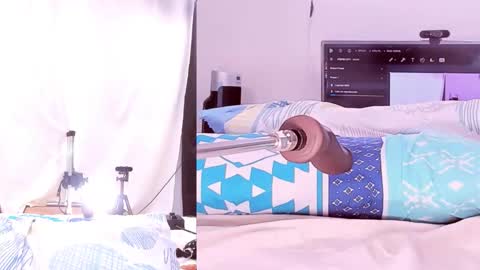 aleska_james online show from September 22, 11:56 am