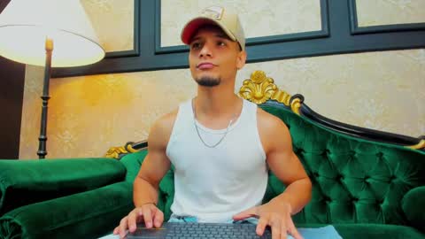 Alessandro King online show from February 5, 11:44 am