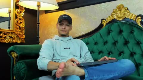 Alessandro King online show from May 25, 9:43 pm