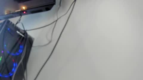 Snapshot of alessa_wells chatting on September 22, 11:01 am Alessa  online show from September 22, 11:01 am