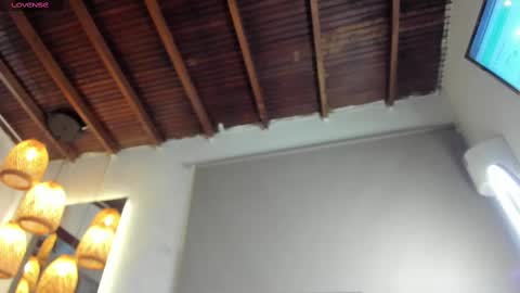 Snapshot of alessa_wells chatting on October 7, 10:56 am Alessa  online show from October 7, 10:56 am