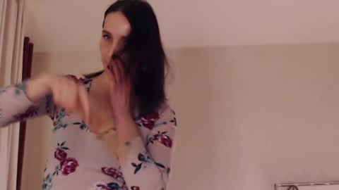 Sandra online show from March 9, 3:27 pm