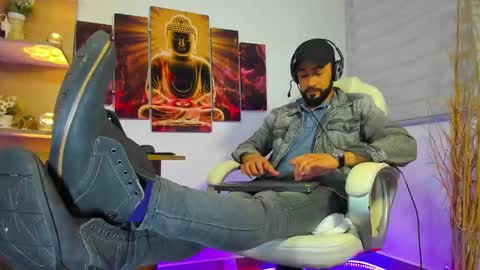 Snapshot of alessandro__wye chatting on January 25, 4:45 am ALESSANDRO WYE online show from January 25, 4:45 am