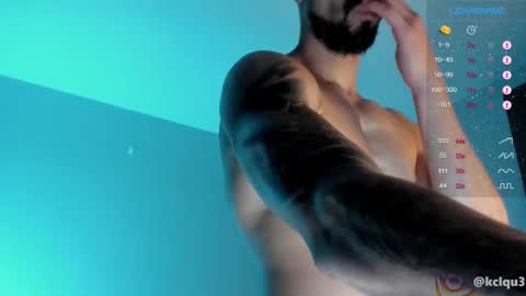 Kciqu3  Independent model online show from March 4, 2:06 am