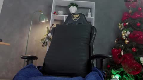 Alessandro INDEPENDENT MODEL online show from December 5, 12:30 am