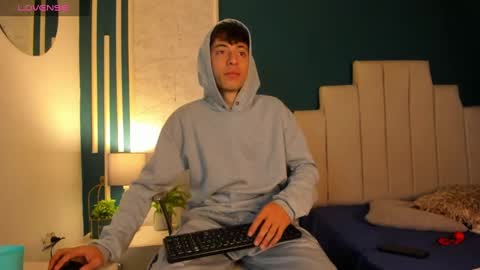 Alessandro Dybala online show from December 18, 12:07 pm