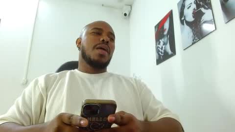 Snapshot of alessandro_hamed chatting on March 25, 1:28 pm alessandro hamed online show from March 25, 1:28 pm