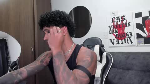 Snapshot of alessandro_vanni chatting on February 17, 3:58 am Alessandro Vanni online show from February 17, 3:58 am