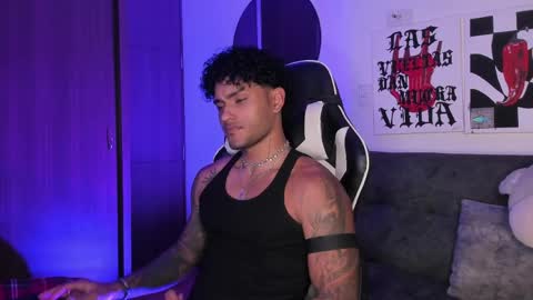 Snapshot of alessandro_vanni chatting on March 15, 12:16 am Alessandro Vanni online show from March 15, 12:16 am