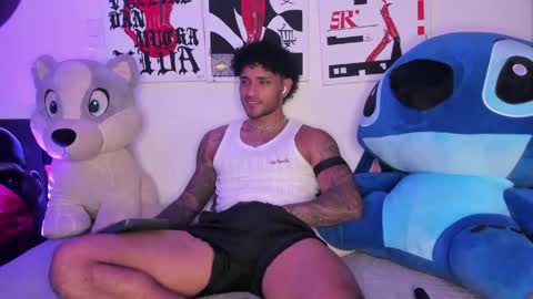 Snapshot of alessandro_vanni chatting on April 30, 3:46 am Alessandro Vanni online show from April 30, 3:46 am