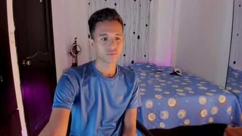 Snapshot of alessandro_wizard chatting on February 12, 12:37 am Alessandro online show from February 12, 12:37 am