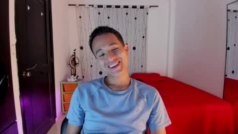 Snapshot of alessandro_wizard chatting on February 26, 1:53 am Alessandro online show from February 26, 1:53 am