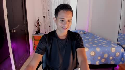Snapshot of alessandro_wizard chatting on February 28, 3:59 pm Alessandro online show from February 28, 3:59 pm