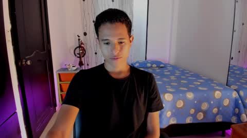 Snapshot of alessandro_wizard chatting on March 9, 4:22 pm Alessandro online show from March 9, 4:22 pm