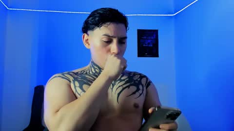 Snapshot of alessandro_wolf chatting on February 28, 12:32 am Alessandro online show from February 28, 12:32 am