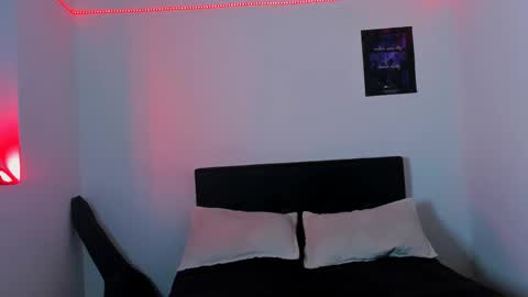 Snapshot of alessandro_wolf chatting on March 5, 4:34 am Alessandro online show from March 5, 4:34 am
