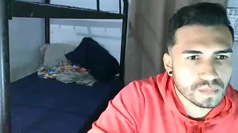 Snapshot of alessandrogrey chatting on October 7, 3:25 am alessandrogrey online show from October 7, 3:25 am