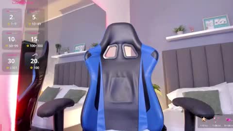 A L E S S I A online show from October 15, 7:58 pm