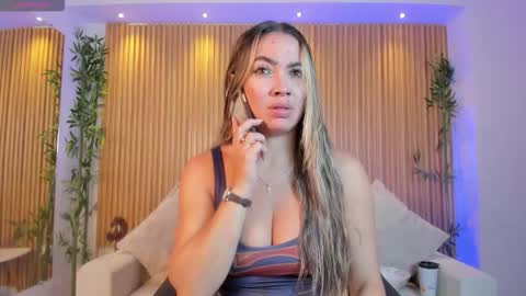 Alessia  Everyday From 0530 to 1430 Col Time online show from October 30, 1:01 pm