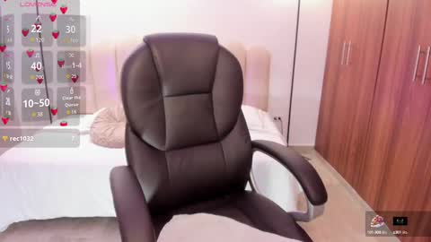  Alessia Will  online show from September 26, 3:32 am