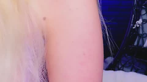 alessiacroft online show from May 11, 12:05 am