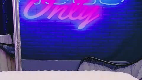 alessiacroft online show from July 2, 4:07 am