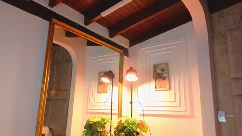 Snapshot of alessialondon chatting on February 15, 7:51 am Alessia online show from February 15, 7:51 am