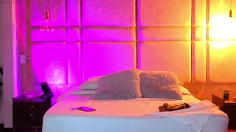 Snapshot of alessialondon chatting on March 27, 8:59 am Alessia online show from March 27, 8:59 am