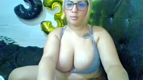 alessiia_gold online show from May 18, 4:18 am