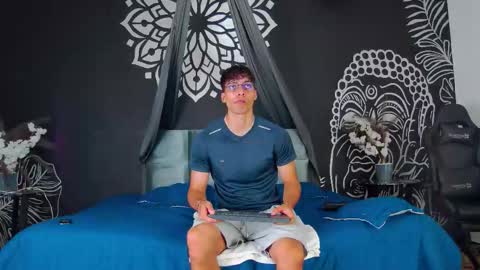 Alessio online show from December 21, 1:18 pm