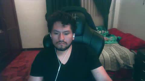 Snapshot of alevil_97 chatting on March 16, 5:44 am Alejo online show from March 16, 5:44 am