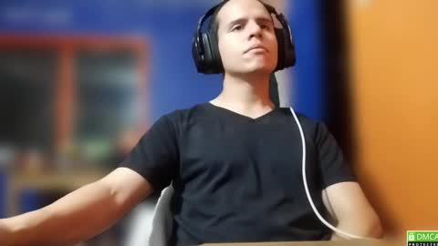 Snapshot of alex0397 chatting on December 9, 6:34 am alex0397 online show from December 9, 6:34 am